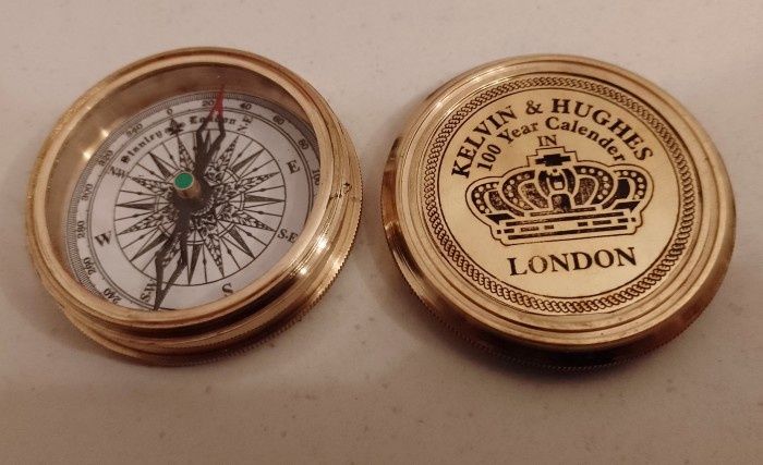 Busolă din alamă nautică cu poezie pe carcasă de supapă metalica , dia