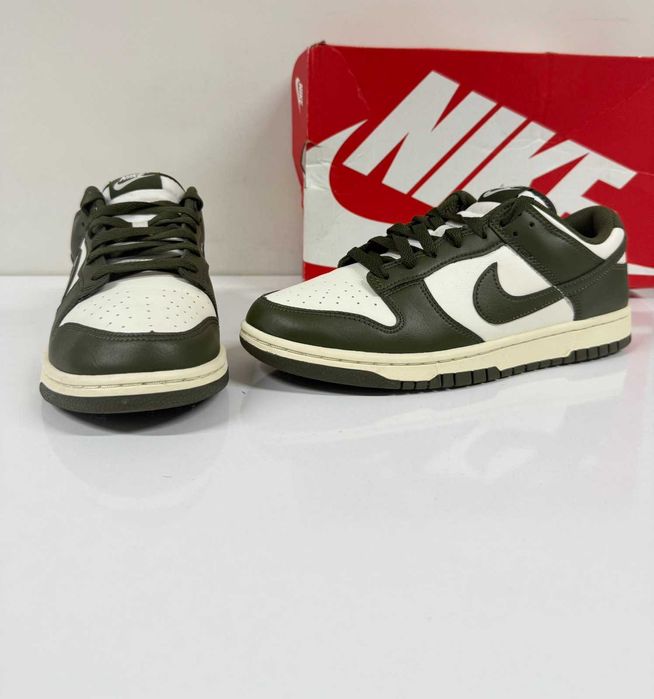 Nike Dunk Low Retro Pale Ivory