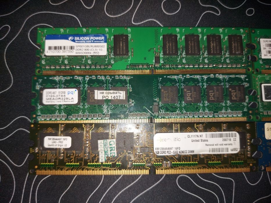Продам мат плату 1155 сокет и озу ddr2.