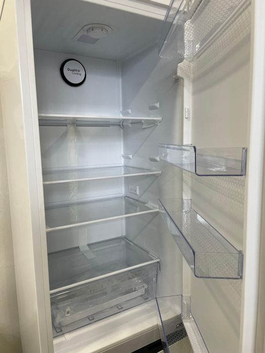 Продам новый холодильник BEKO