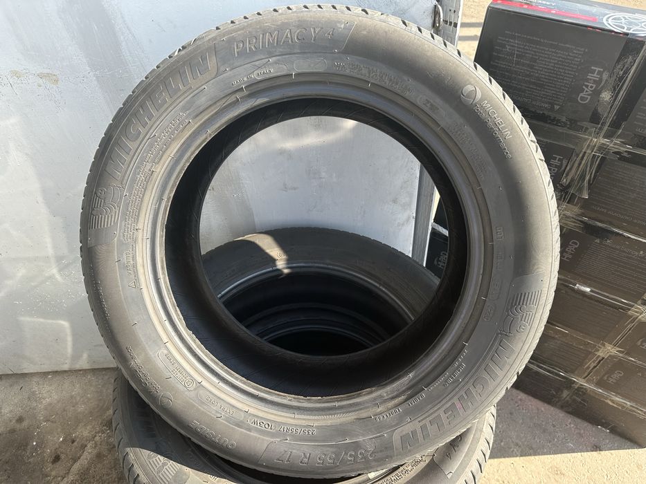 Michelin Primacy4 235/55R17