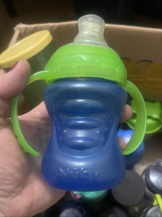 Бутылки/шейкеры для воды