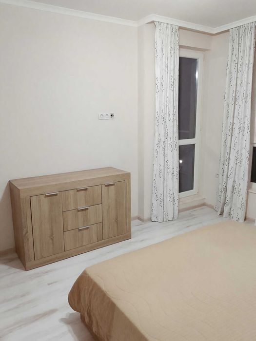 Дава се под наем Двустаен апартамент в Пловдив, Южен - 70 кв.м за 530 € - Снимка #4