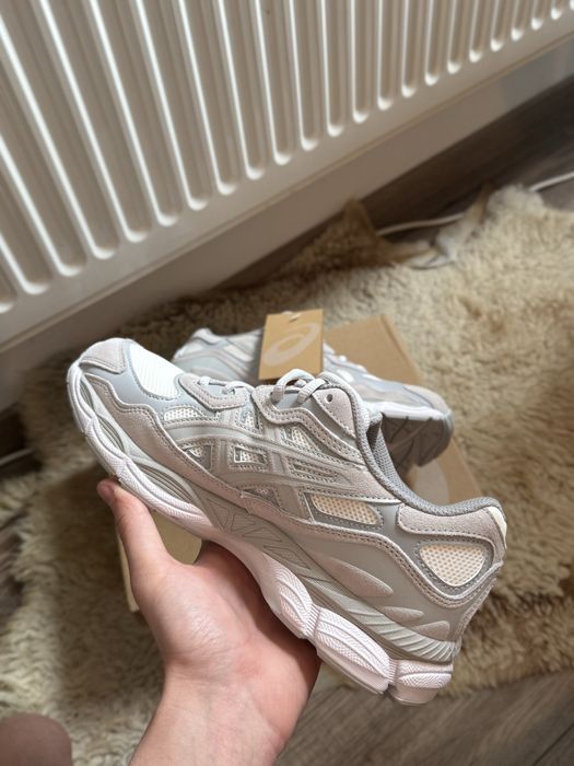 Asics gel nyc cloud/cream grey