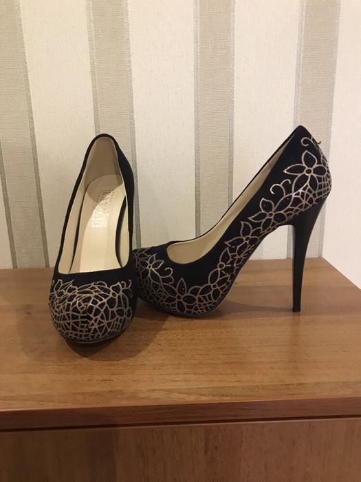 Каблуки стильные