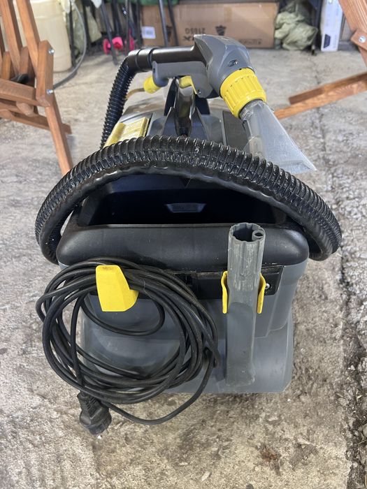 Моющий пылесос Karcher puzzi 10/1