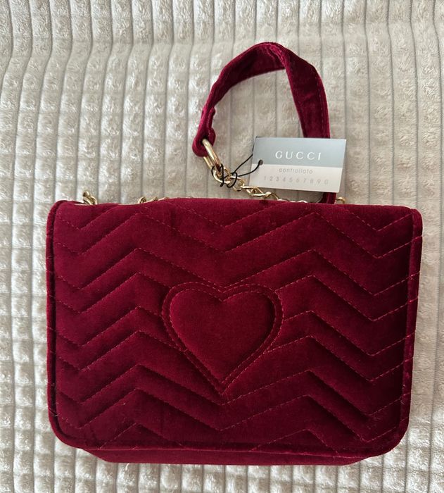 Geantă Gucci din catifea