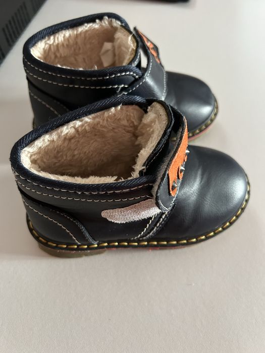 Vand ghetute de iarna , unisex, marimea 22.