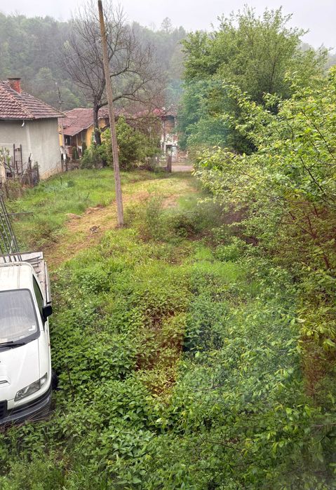 Двуетажна къща в с. Котеновци, общ. Берковица 37 000 евро