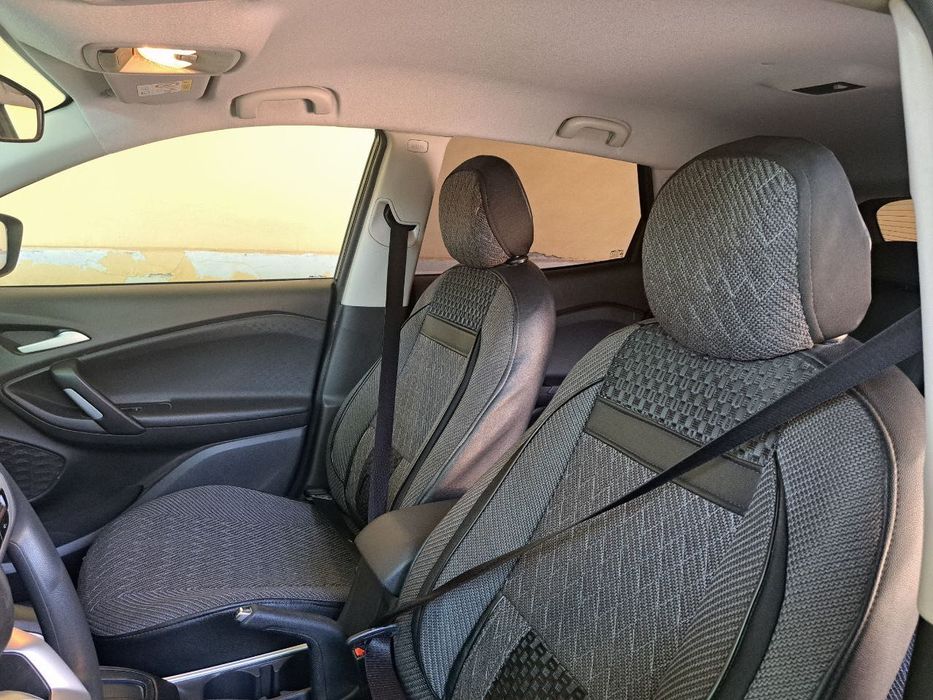 Чехлы на машину, были на Трекер 2