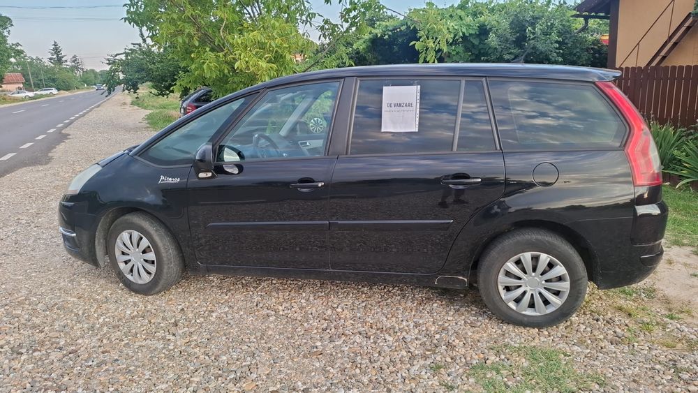 Vând Citroën C4 Picasso