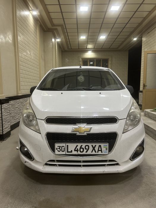 Автомобиль Спарк шевролет