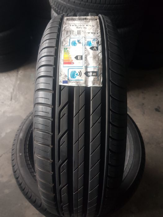 Bridgestone 185/65 R15 92V vară runflat NOI