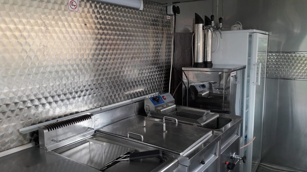 Food Truck Utilat Profesional