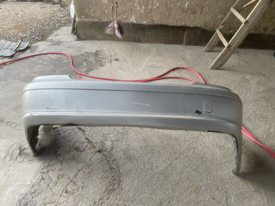 Продам бампер от w211