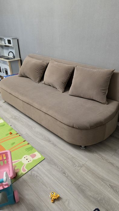 Продам диванчик тахту