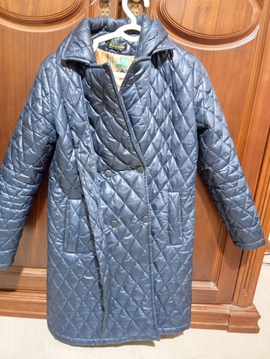 Продам куртку на зиму куртка сотилади