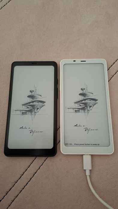 2 броя Onyx boox palma 6.13inch