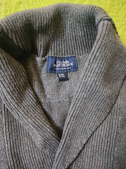 Продавам мъжки памучни пуловери