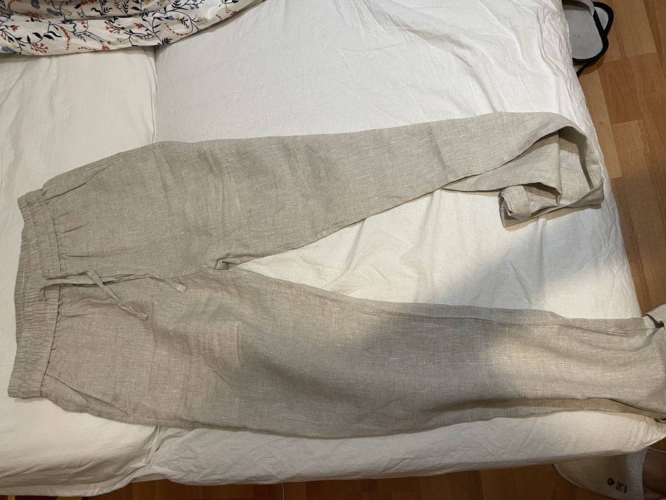 Vand pantaloni de in