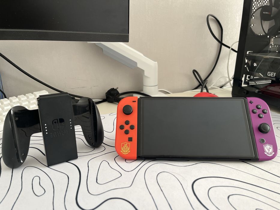 Обмен Nintendo Switch OLED Pokémon Edition С ПРОШИВКОЙ