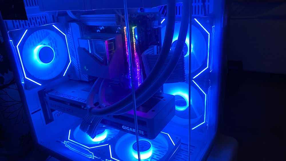 геймърски компютър| Игровой ПК|DDR5|Ryzen|RTX|+Монитор+Клавиатура