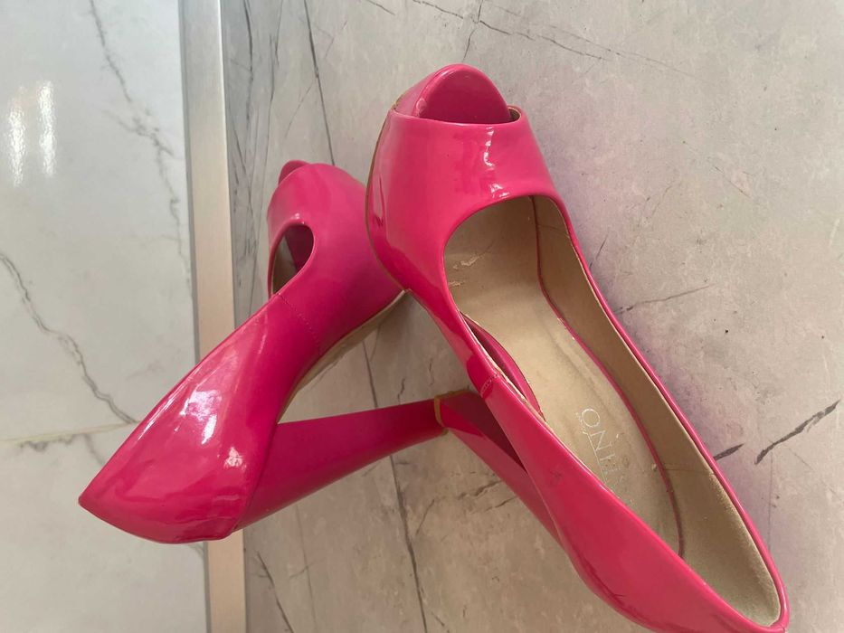 Pantofi decupati Platimo 38