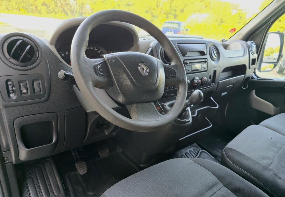 Renault Master cu lift 8 Europaleți
