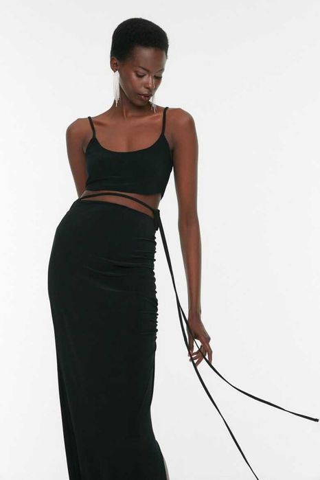 Set de fusta cu talie inalta si top crop - 2 piese