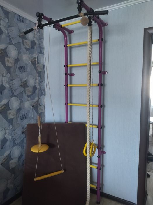 Шведская стенка.