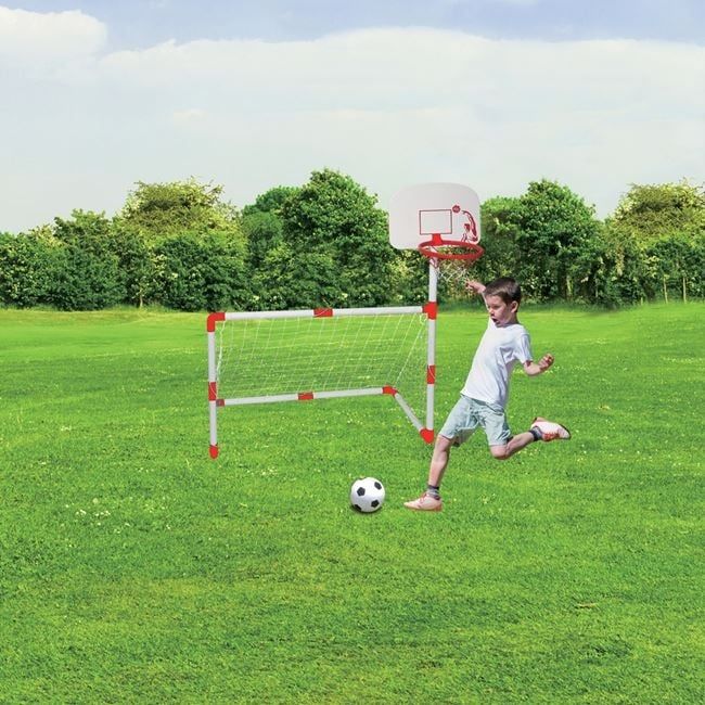 Детска футболна врата,баскетболен кош и две топки/детски комплект