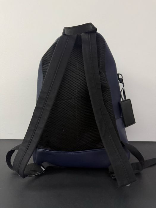Ghiozdan Louis Vuitton LV calitate deosebita nou ideal ptr cei ce au grija sa se poarte si sa arate impecabil cadou scoala rucsac geanta umar borseta