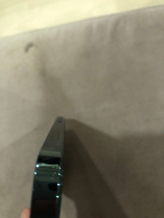 I phone 12 pro telefoni