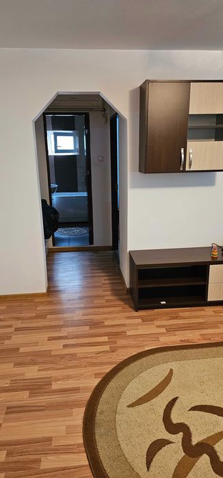 Vand Apartament 2 Camera Zona Tineretului