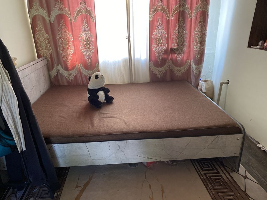Продам кровать б/у