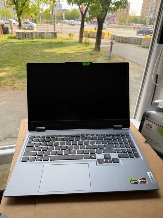 Lenovo Ryzen 7 7435HS 512/16 GB RTX 4050 6GB Garantie 24 luni CashBox