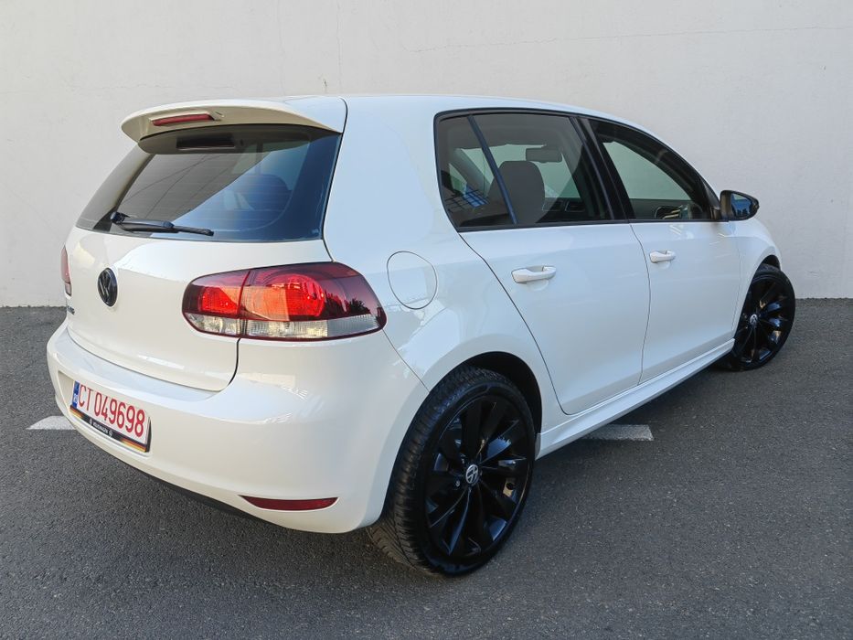 VW Golf VI / 1.6TDI 105CP / Pachet R-Line