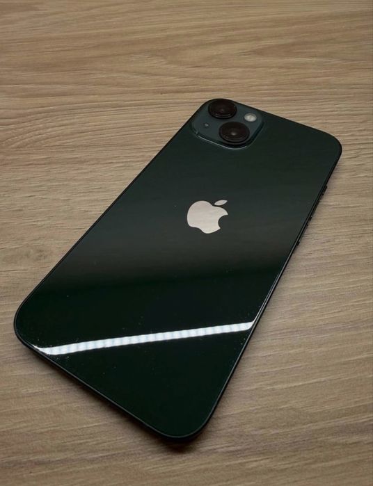 продаю iphone 13 black