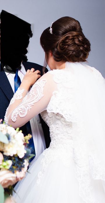 Rochie mireasa perlute dantela