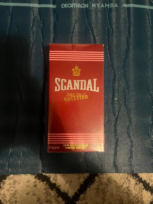 Parfum scandal Jean Paul goultier