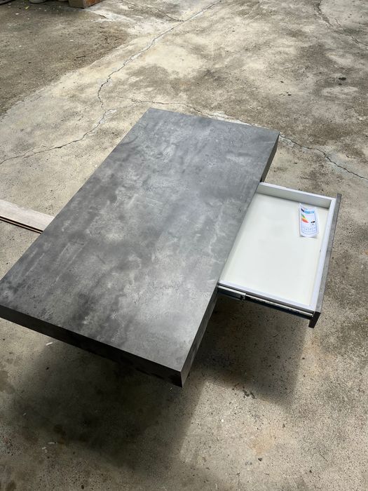 Стилна маса за кафе Kenzo