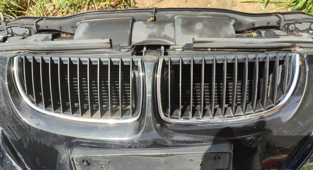 БМВ е90. Ноускат. Оригинал. Из Японии.