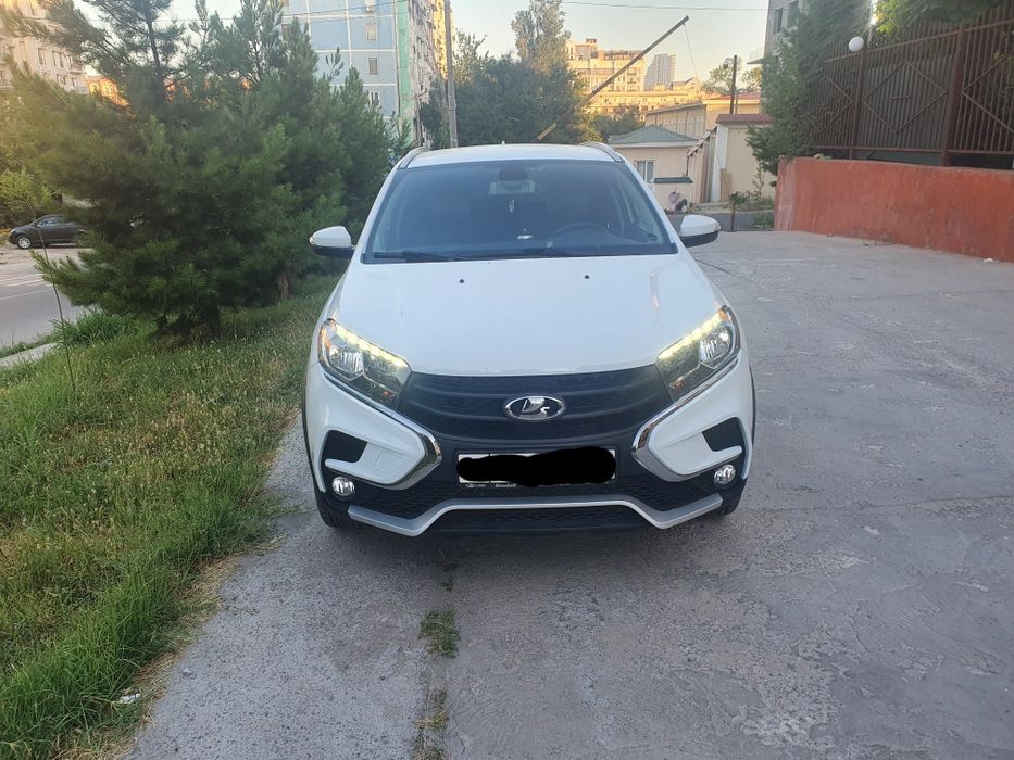Lada xray cross 1.8