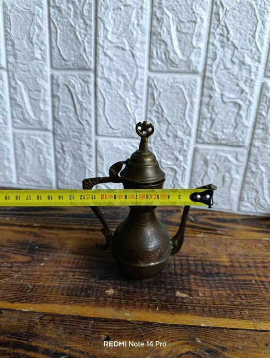 Стар малък ибрик