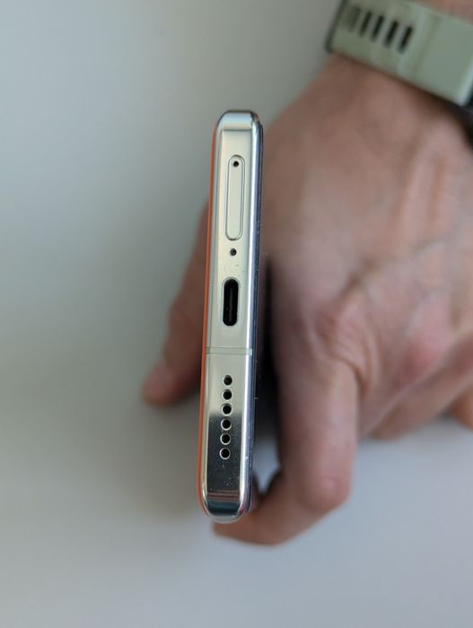 Vivo X100 Pro 16 GB RAM / 512 GB ROM (отличен)