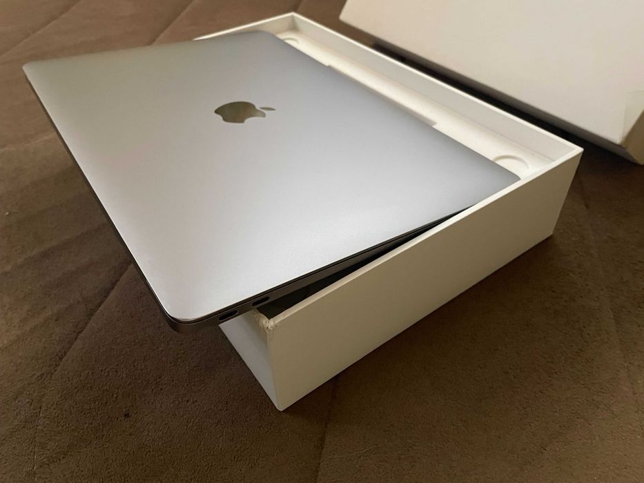 CTO 13" M1 MacBook Air a2337(2020 г.) - M1/16GB RAM/512GB SSD