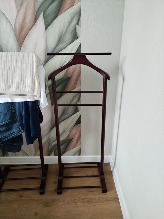 Вешалка немой слуга