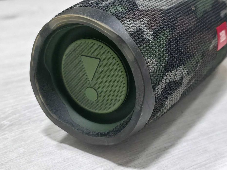 Bluetooth колона JBL Charge 4 камуфлаж