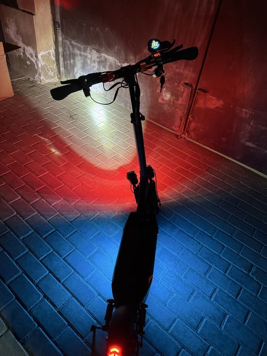 Электросамокат скутер