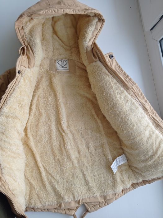 Продам демисезонную парку